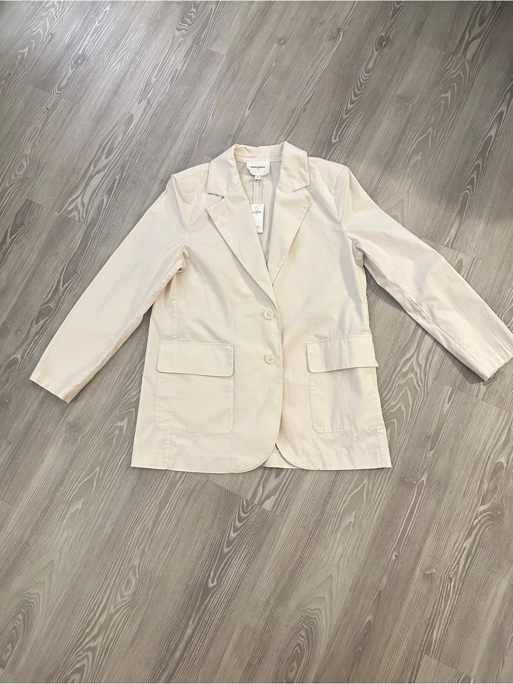 Banana Republic Light Cream Two-Buttoned Women's Blazer